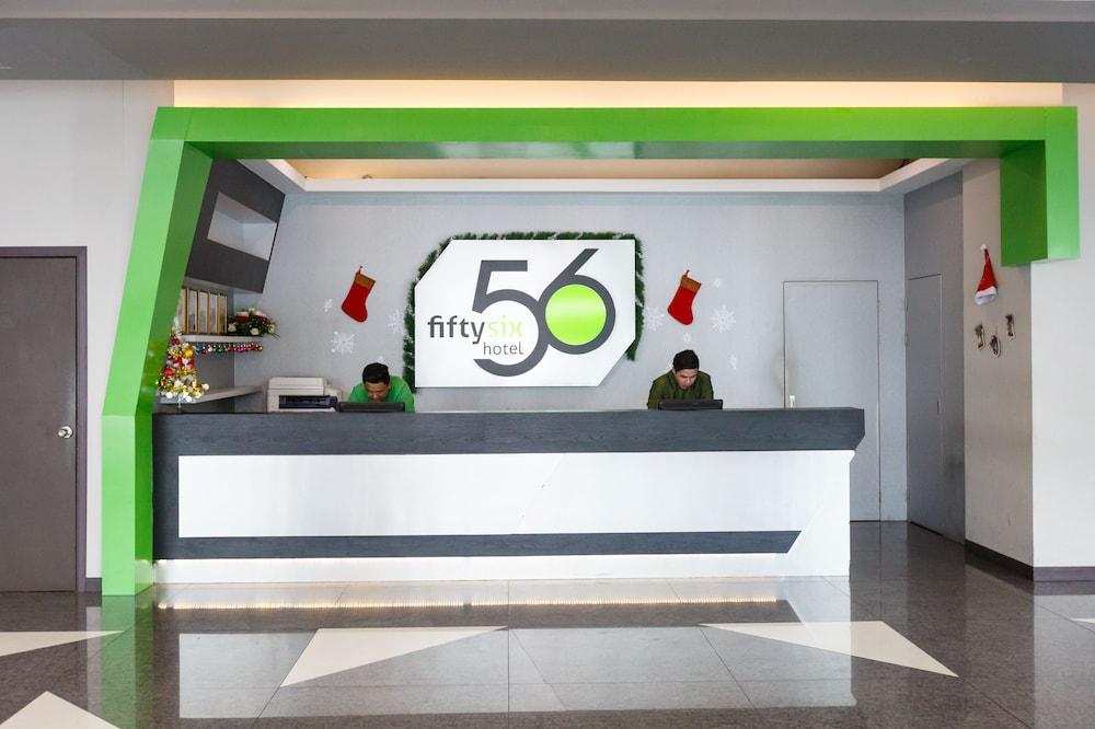 56 Hotel Kuching Buitenkant foto