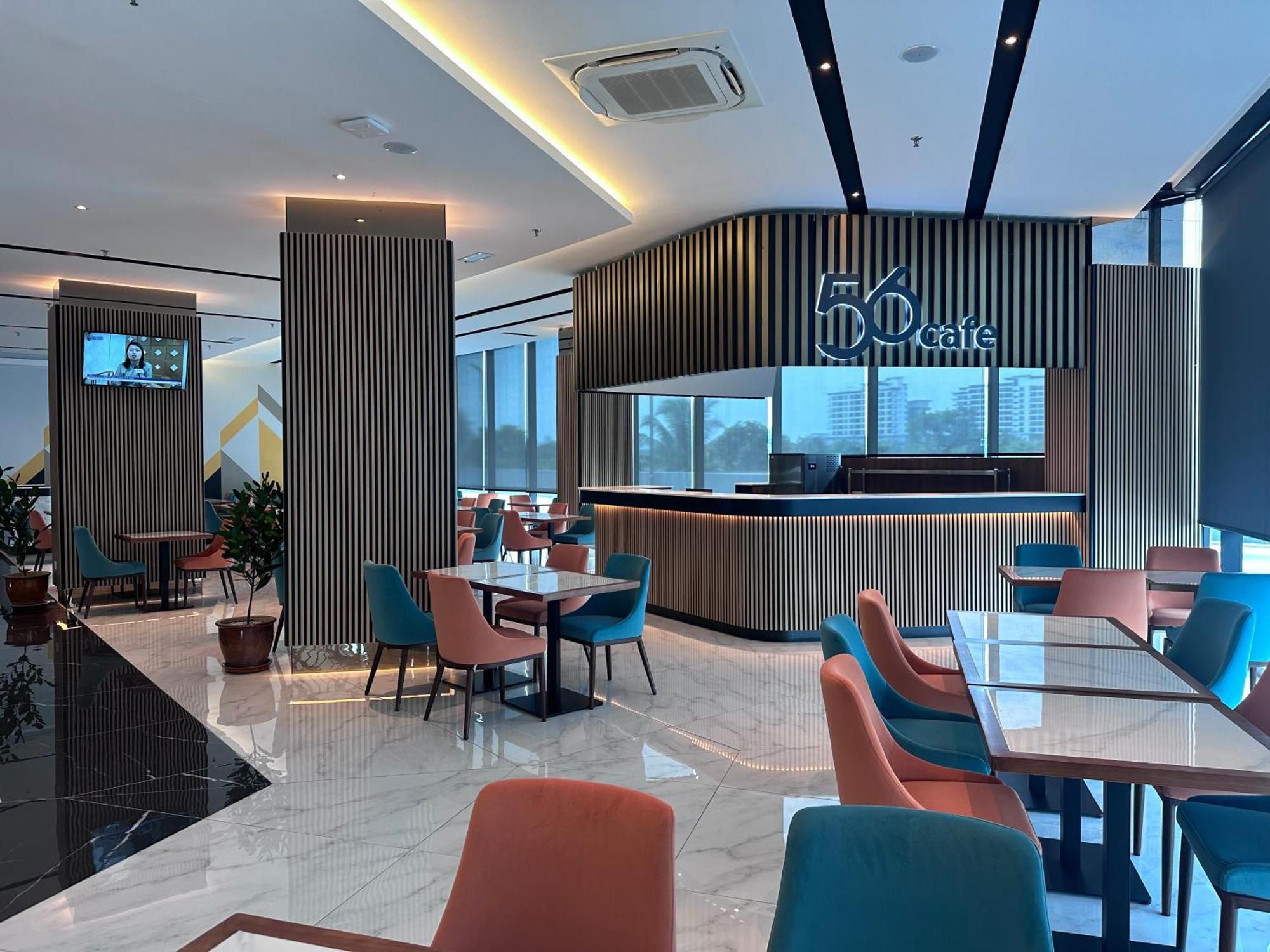 56 Hotel Kuching Buitenkant foto